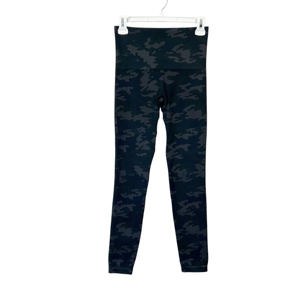 Spanx‎ Seamless Leggings Women’s Size Medium Camo